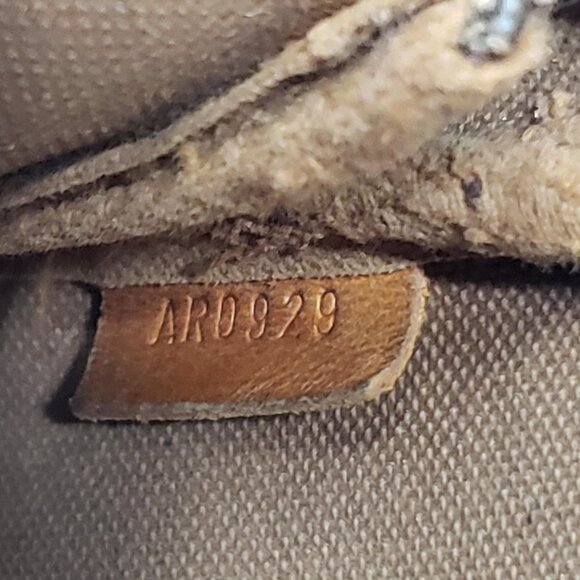 Louis Vuitton Accessories Pouch Pochette Brown Shoulder Bag lux240-100525 - Picture 16 of 16